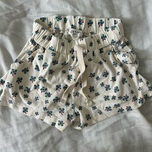Oeuf pinwheel star shorts super soft cotton